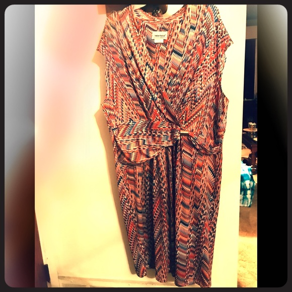 Anthony Richards Print Dress With Waist Detail - Picture 2 of 7